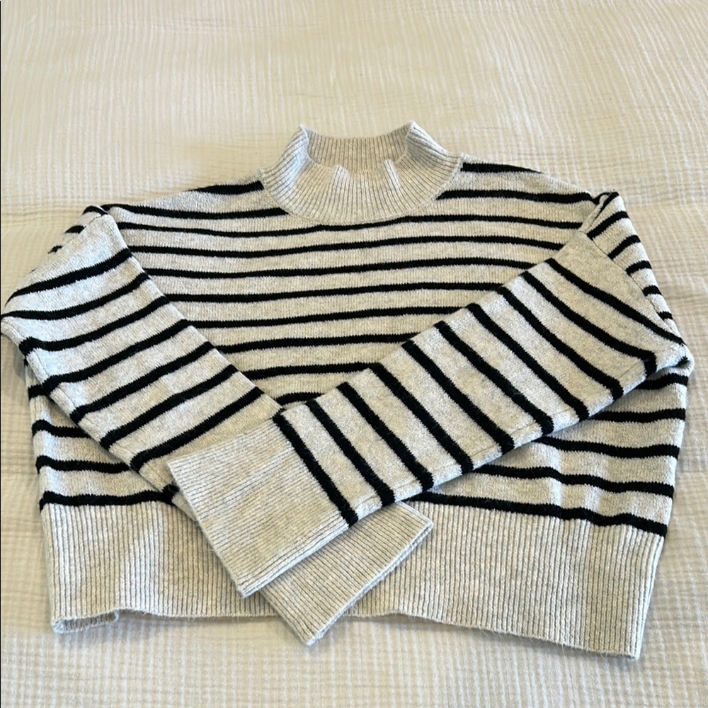 Jessica Simpson Striped Women's Sweater